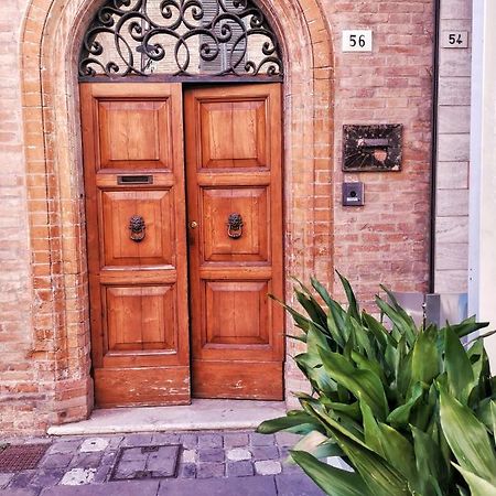 Casapatrizia Art B&B Сантарканджело-ді-Романья Екстер'єр фото
